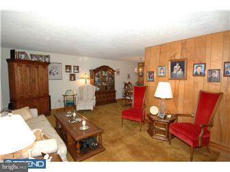 28176 Gaunts Bridge Road Columbus, NJ 08022 - Photo 4 of 12