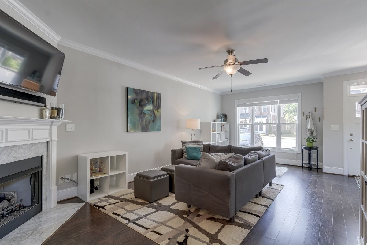 527 Ledbetter Court Raleigh, NC 27608 - Photo 3 of 13 Photo 3