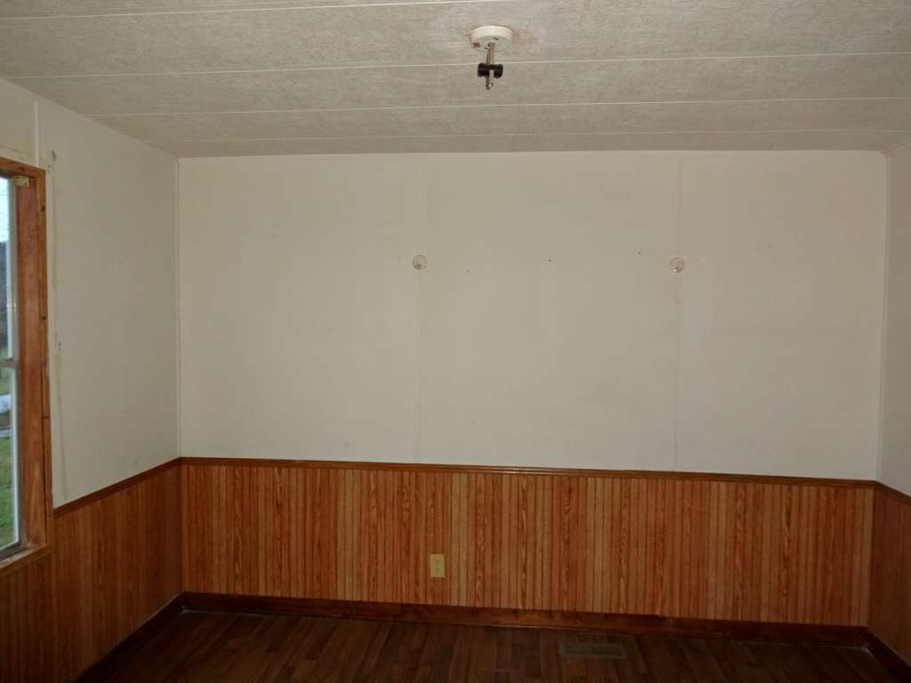 630 Hawk Hollow Road Greeneville, TN 37743 - Photo 9 of 18 Photo 9