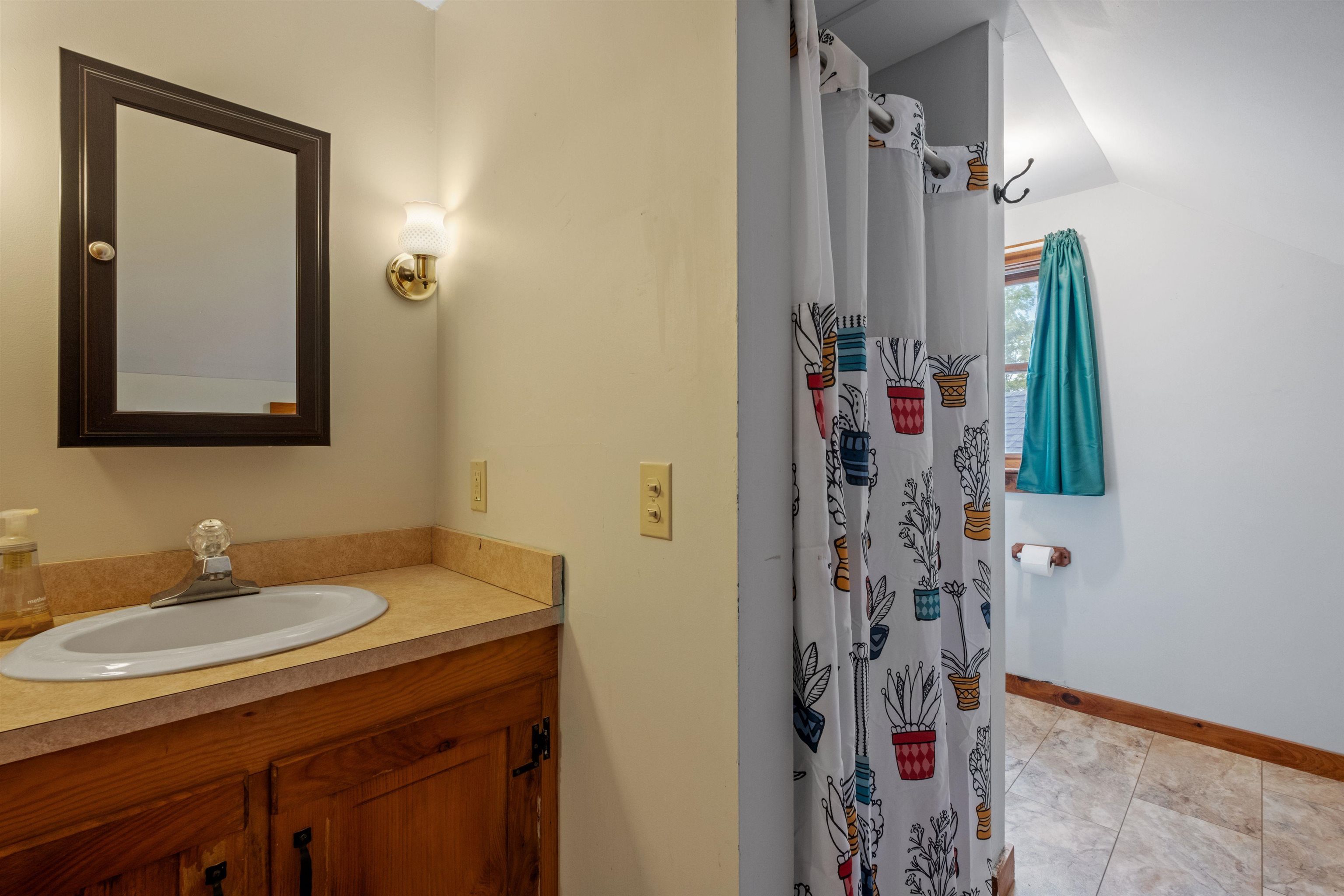 2398 Hopkinton Road Hopkinton, NH 03229 - Photo 23 of 40