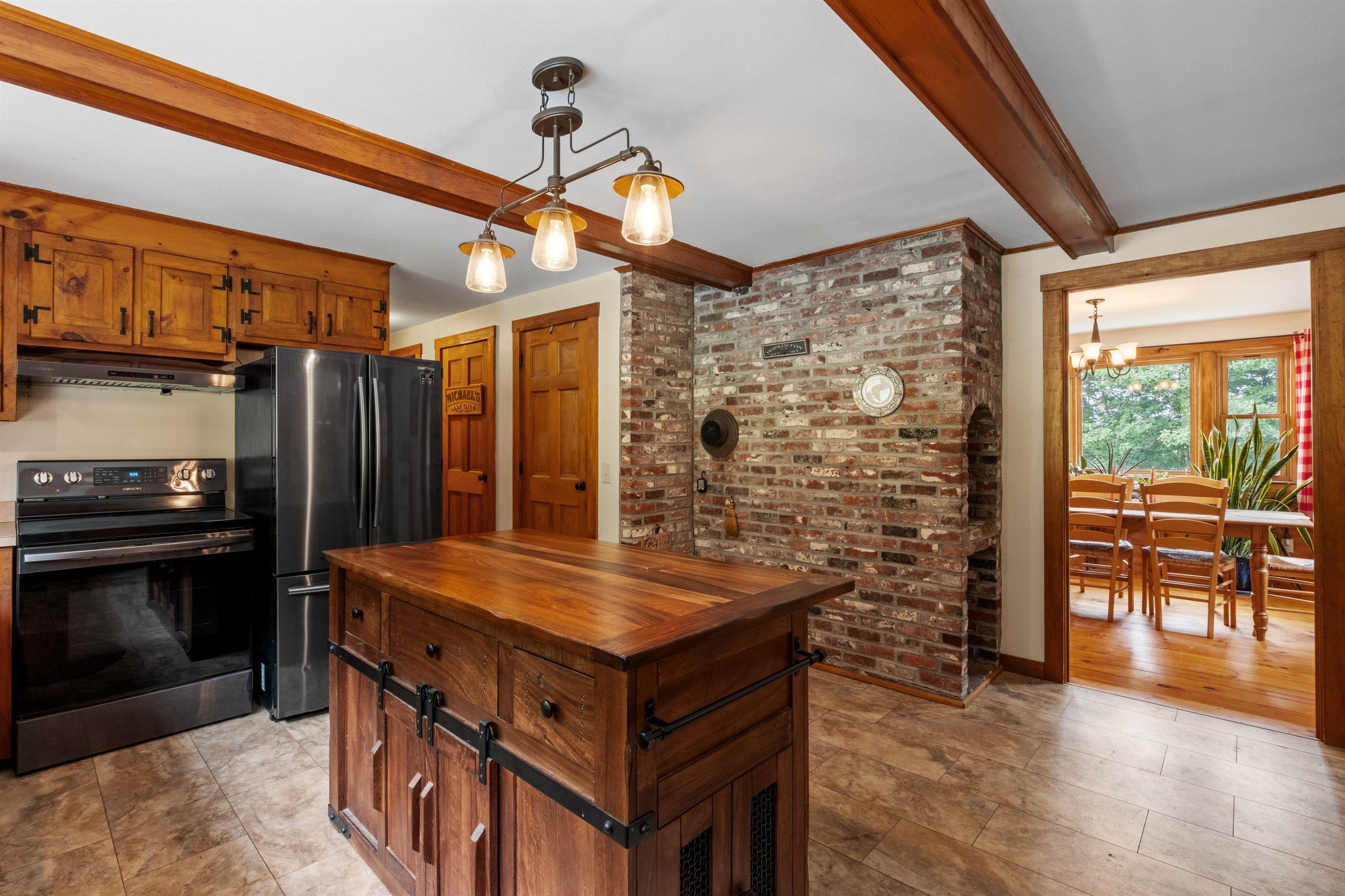 2398 Hopkinton Road Hopkinton, NH 03229 - Photo 6 of 40