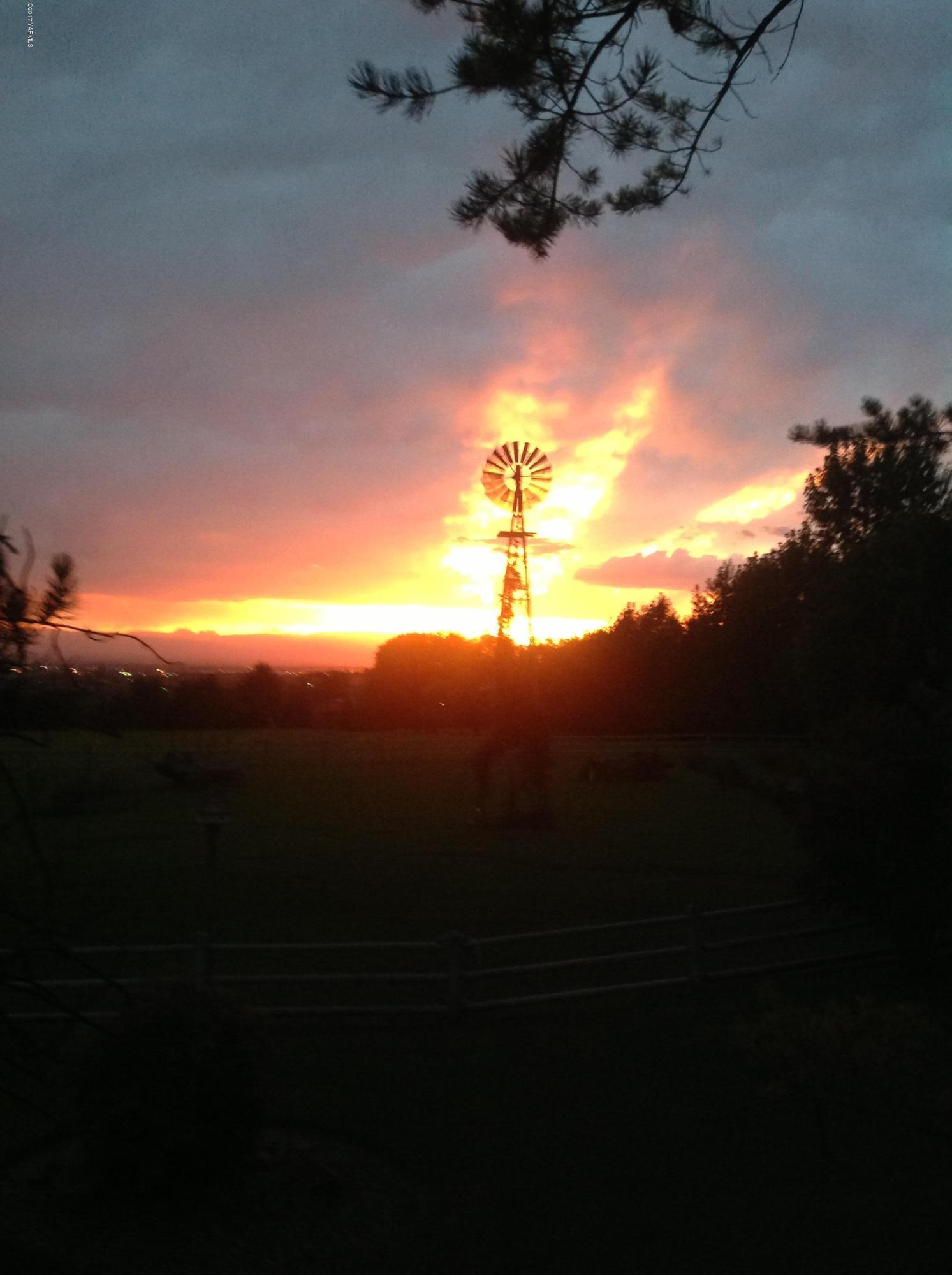 7503 Bittner Road Yakima, WA 98901 - Photo 27 of 31 a view of sunset and yard