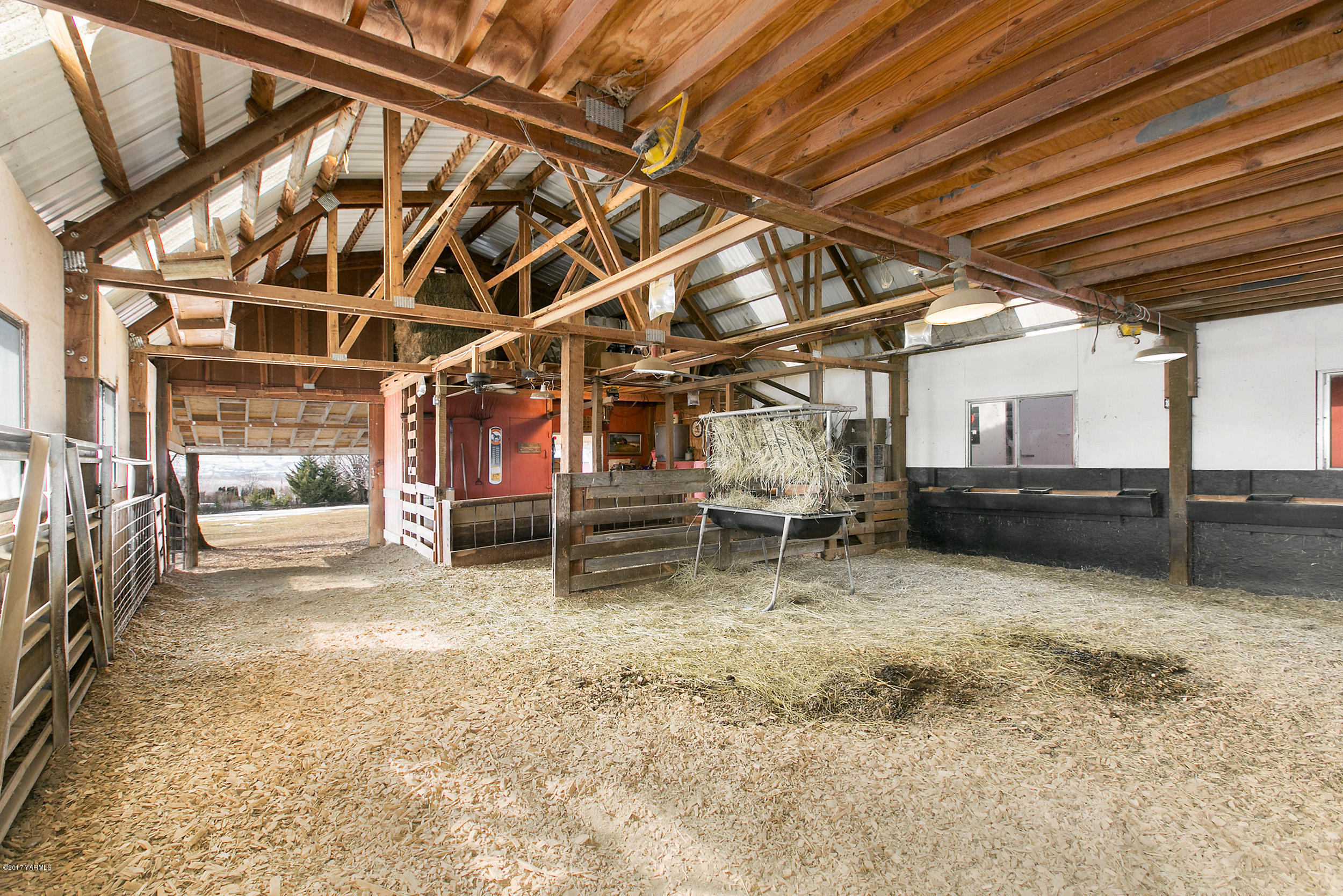 7503 Bittner Road Yakima, WA 98901 - Photo 29 of 31 a view of an empty room with wooden roof