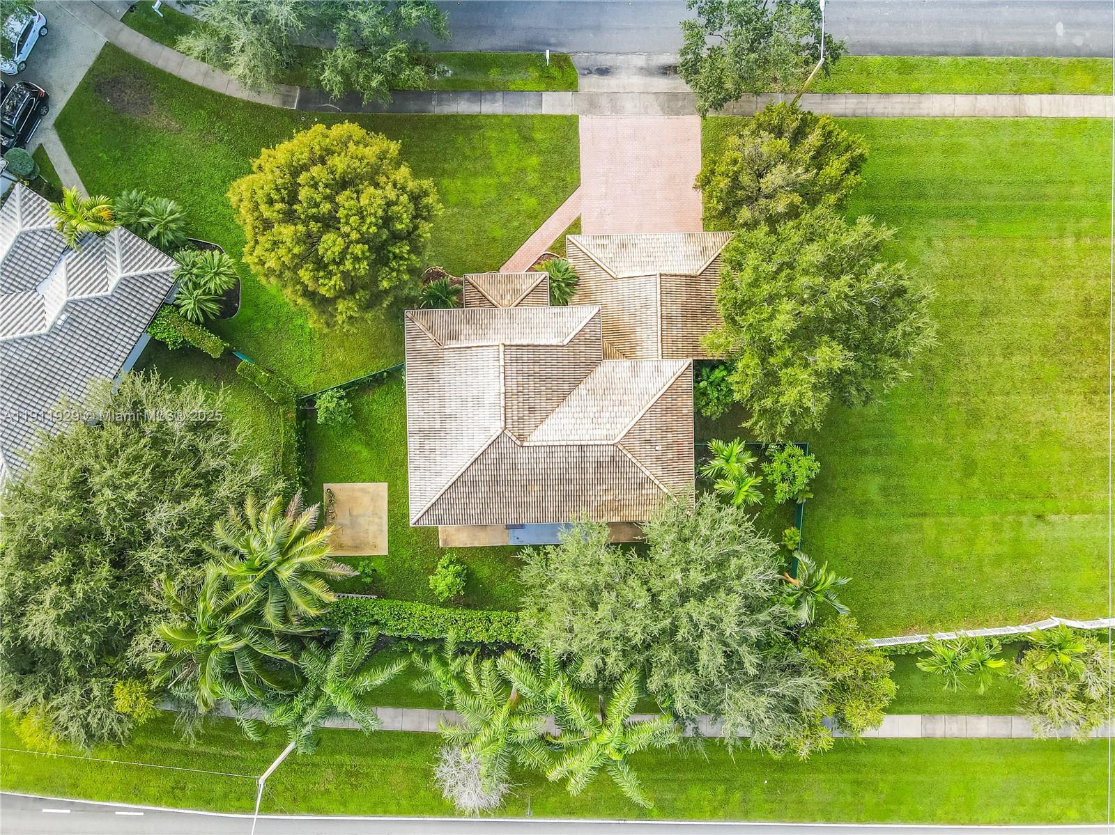 15841 Southwest 61st Street, Unit 15841 Davie, FL 33331 - Photo 49 of 49 an aerial view of a house