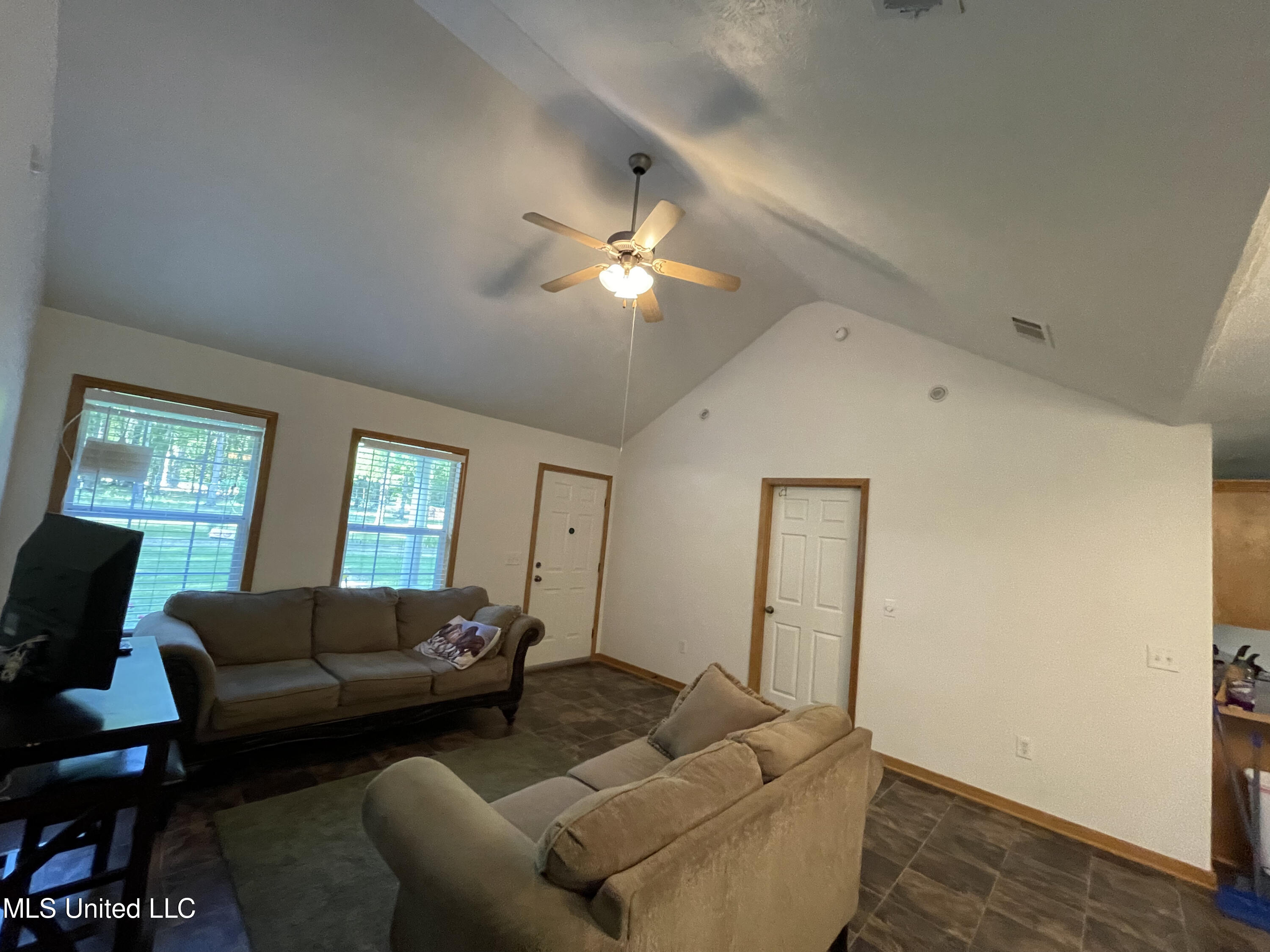 1048 Coal Bluff Road Lena, MS 39094 - Photo 3 of 20 IMG_1900