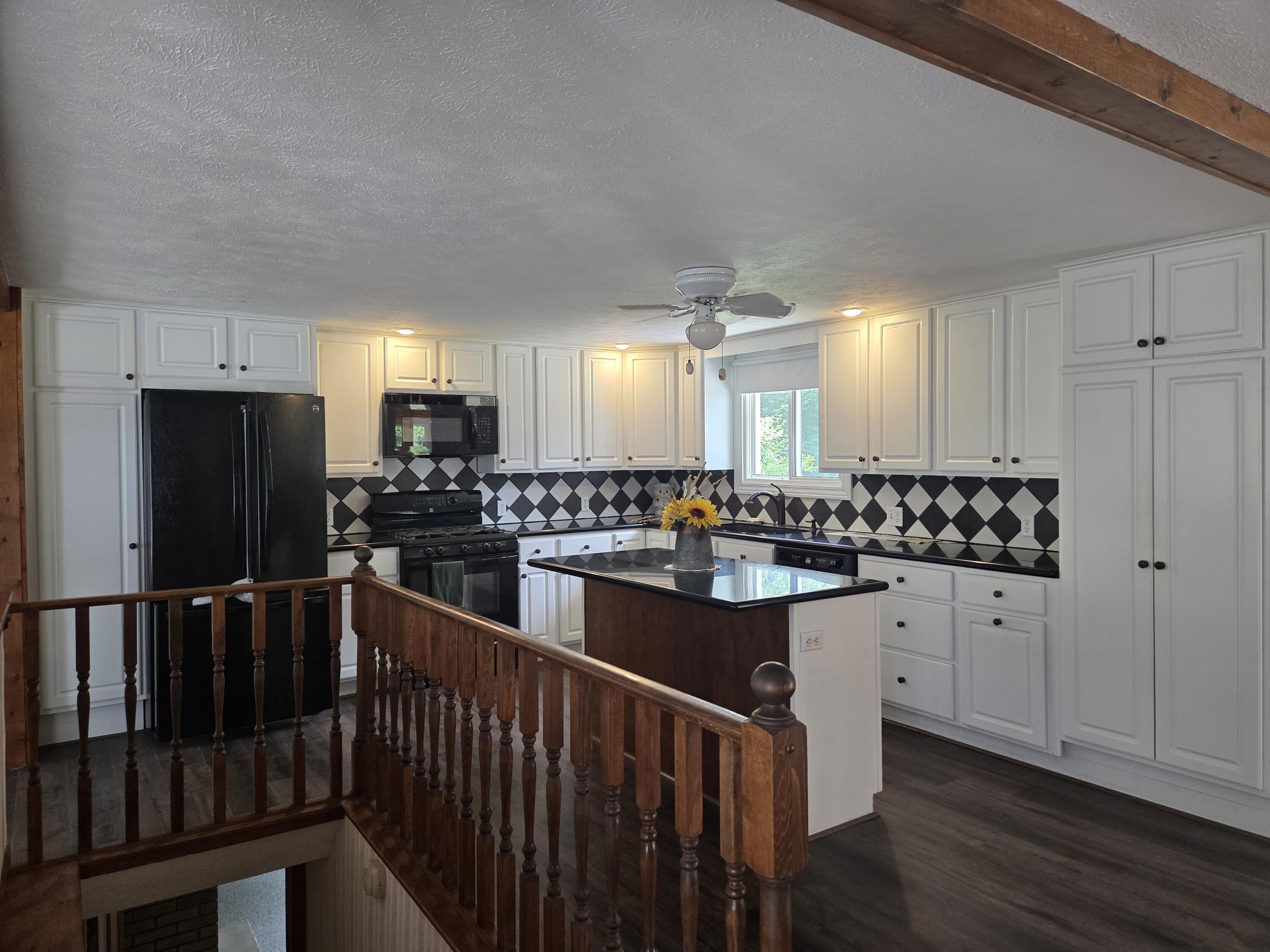 4085 North Cedar Lake Road Edmore, MI 48829 - Photo 2 of 14 20250709_123728