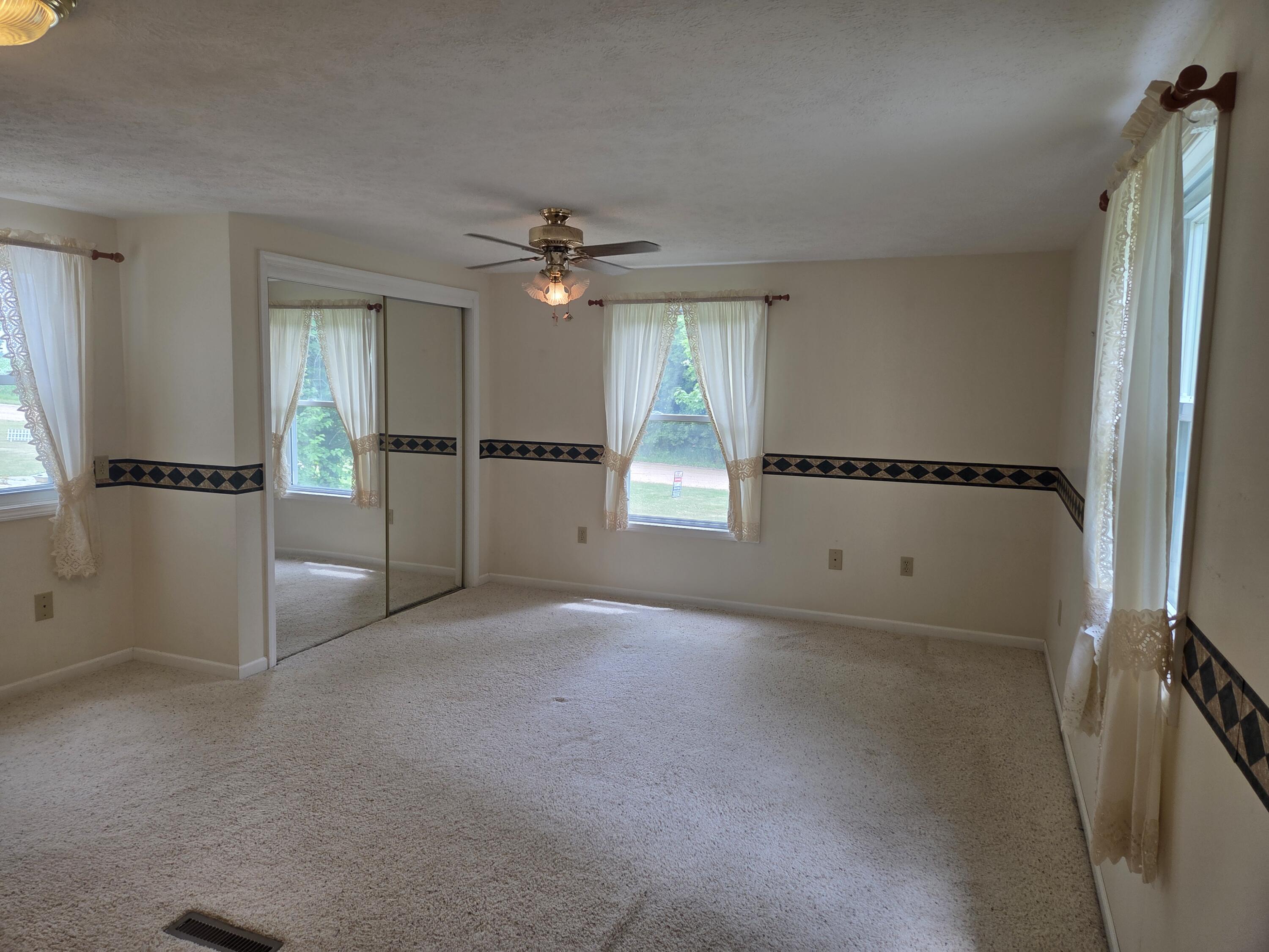 4085 North Cedar Lake Road Edmore, MI 48829 - Photo 3 of 14 20250709_123522