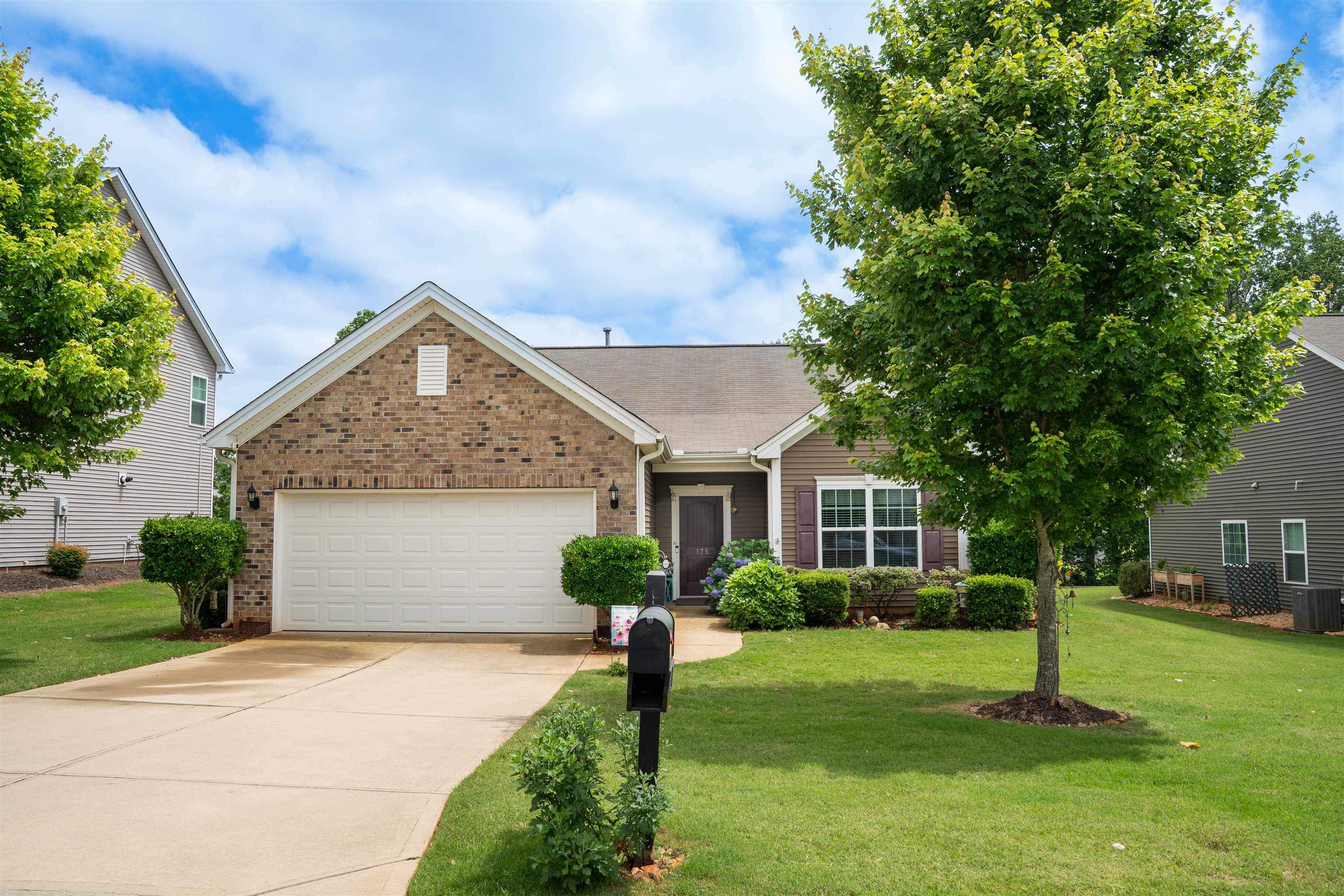 175 Castleton Circle Boiling Springs, SC 29316 - Photo 1 of 42
