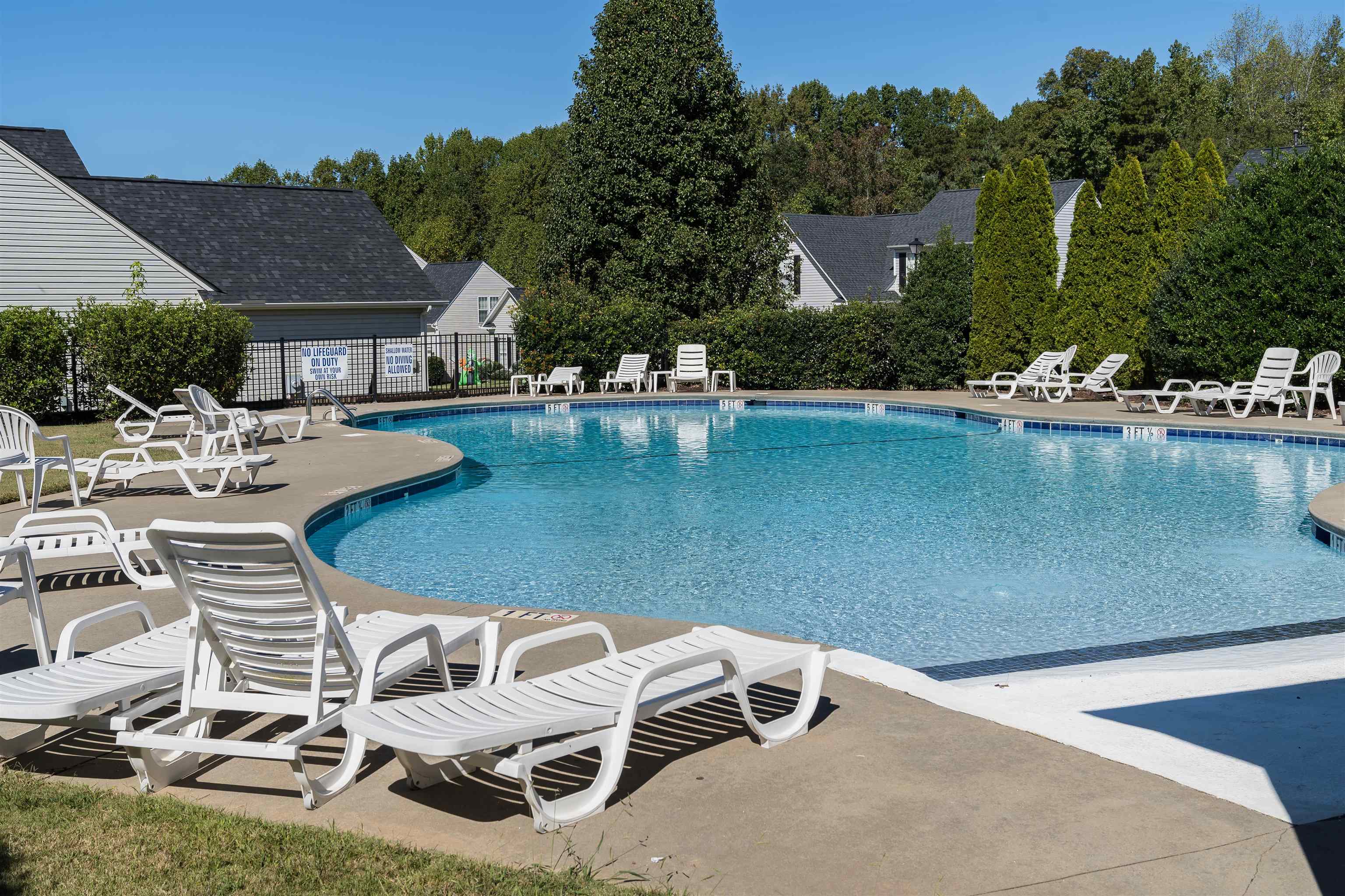 175 Castleton Circle Boiling Springs, SC 29316 - Photo 2 of 42