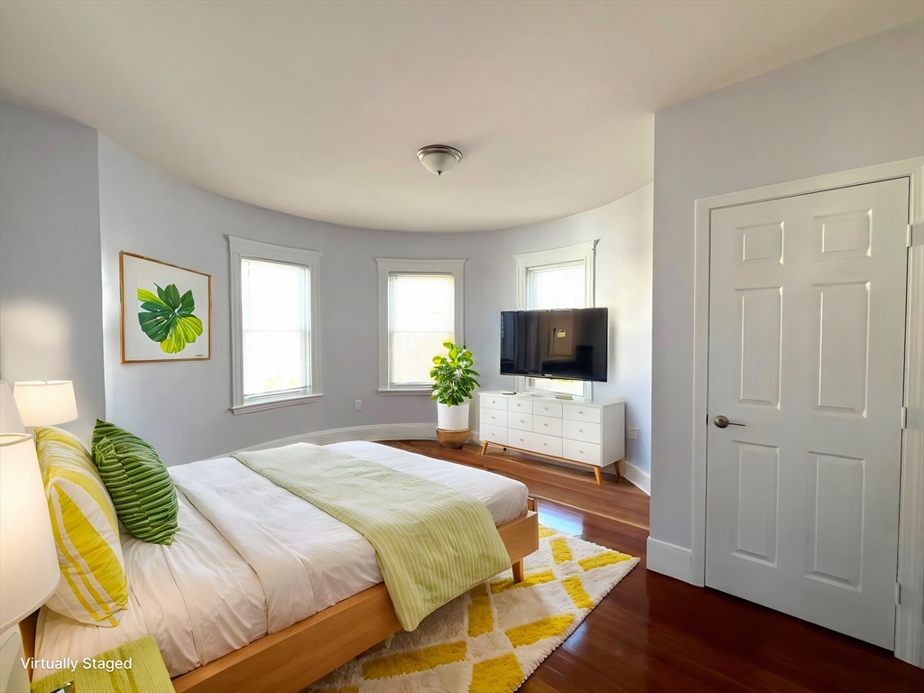 26 Howes, Unit 3 Boston, MA 02125 - Photo 6 of 12