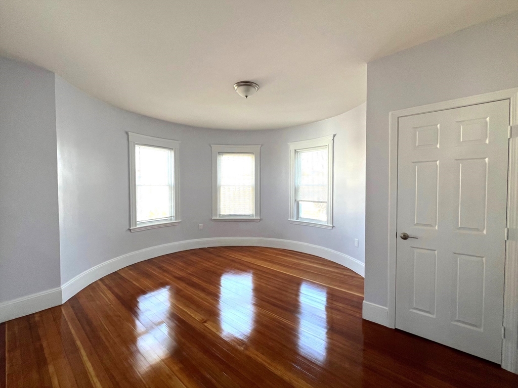 26 Howes, Unit 3 Boston, MA 02125 - Photo 7 of 12
