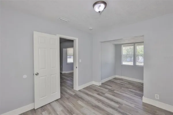 $1,995 | 4736 5th Avenue South, St. Petersburg, FL 33711