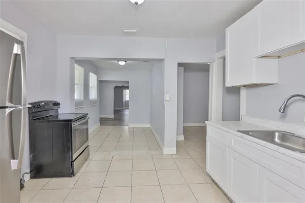 $1,995 | 4736 5th Avenue South, St. Petersburg, FL 33711