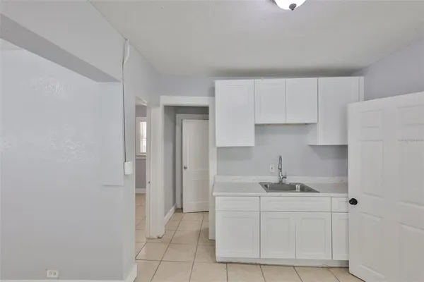 $1,995 | 4736 5th Avenue South, St. Petersburg, FL 33711