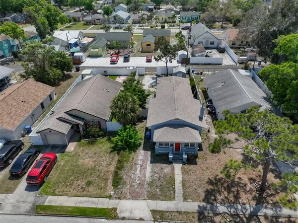 $1,995 | 4736 5th Avenue South, St. Petersburg, FL 33711