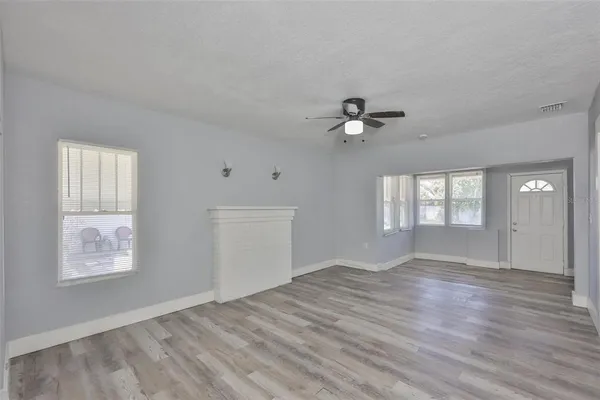 $1,995 | 4736 5th Avenue South, St. Petersburg, FL 33711