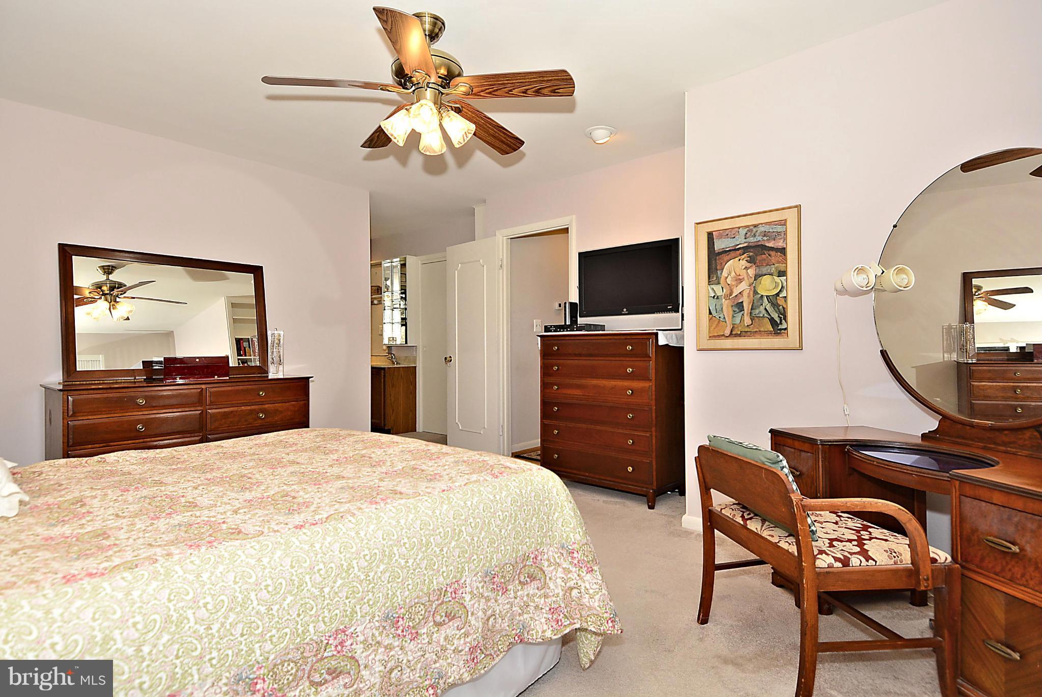 9921 Vale Road Vienna, VA 22181 - Photo 17 of 30 Bedroom (Master)