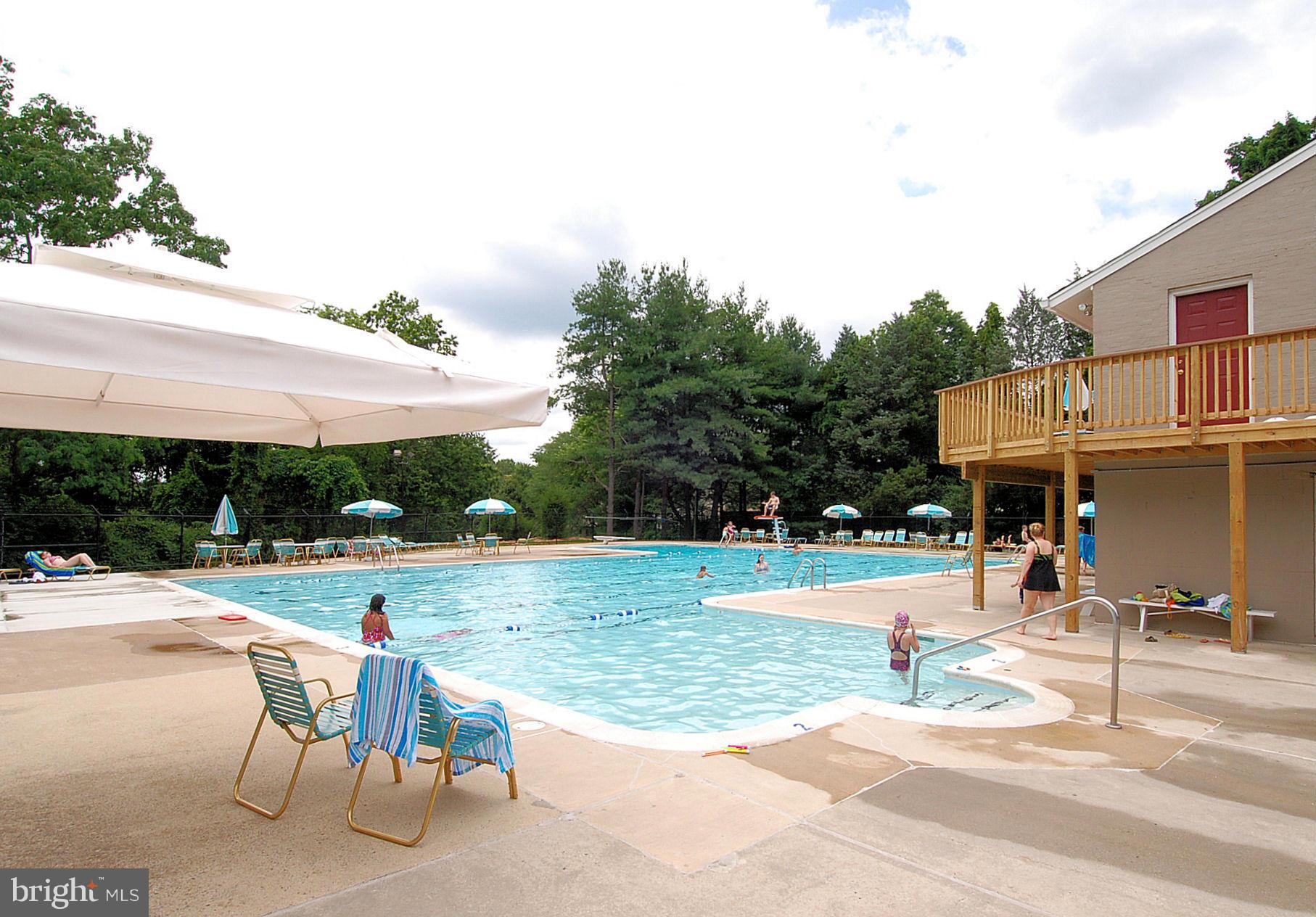 9921 Vale Road Vienna, VA 22181 - Photo 28 of 30 Lakevale Pool
