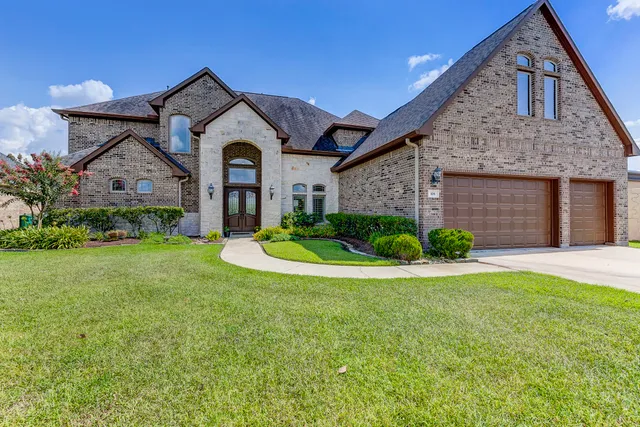 $849,900 | 108 Waterstone Drive, Montgomery, TX 77356