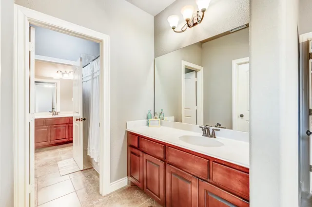 $849,900 | 108 Waterstone Drive, Montgomery, TX 77356