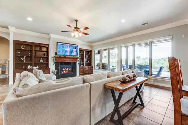 $849,900 | 108 Waterstone Drive, Montgomery, TX 77356