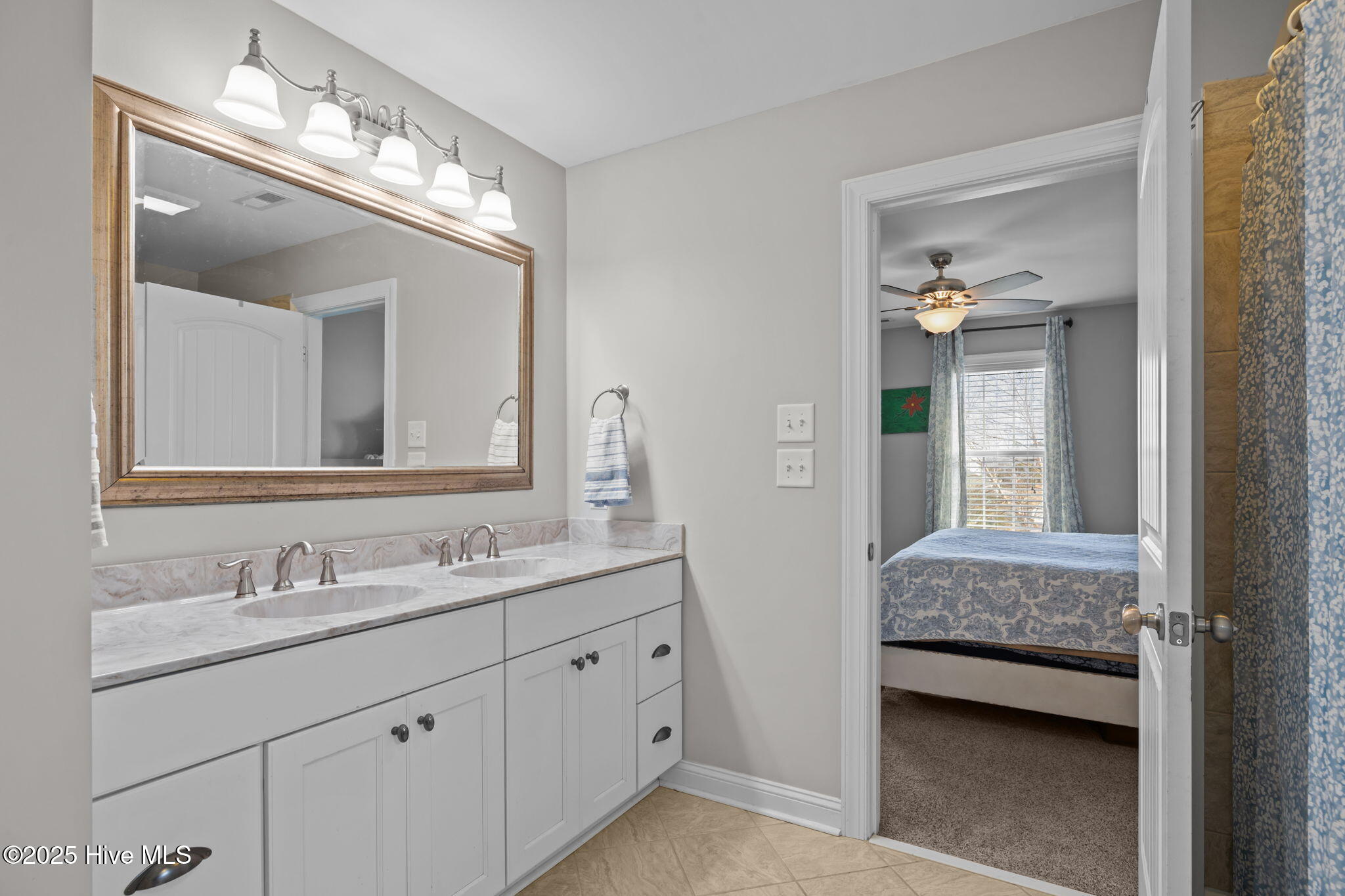 1807 Olde Farm Road Morehead City, NC 28557 - Photo 15 of 53 Primary En-Suite Bathroom