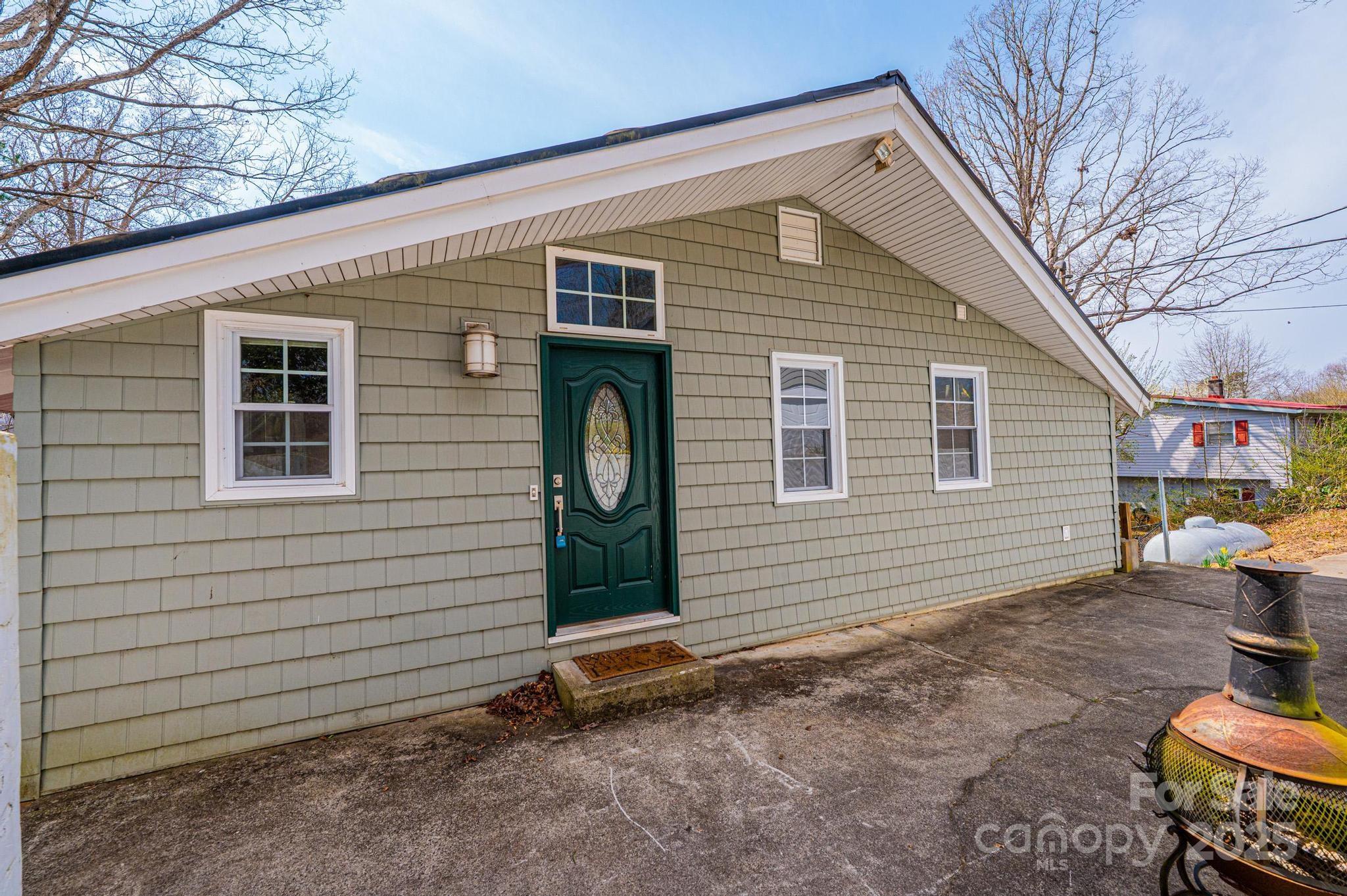 4846 Midway Sand Road Hickory, NC 28601 - Photo 3 of 48