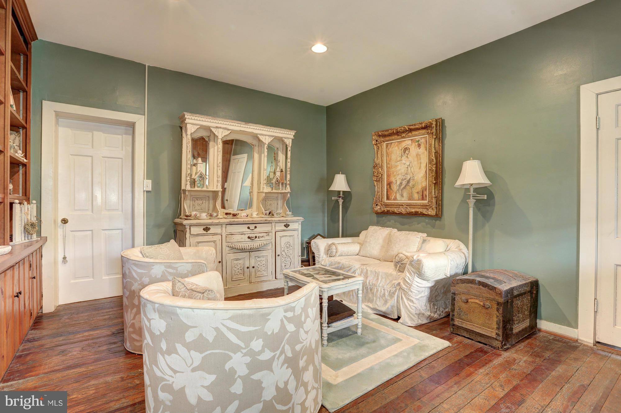 9901 Glen Road Potomac, MD 20854 - Photo 16 of 24 Interior (General)