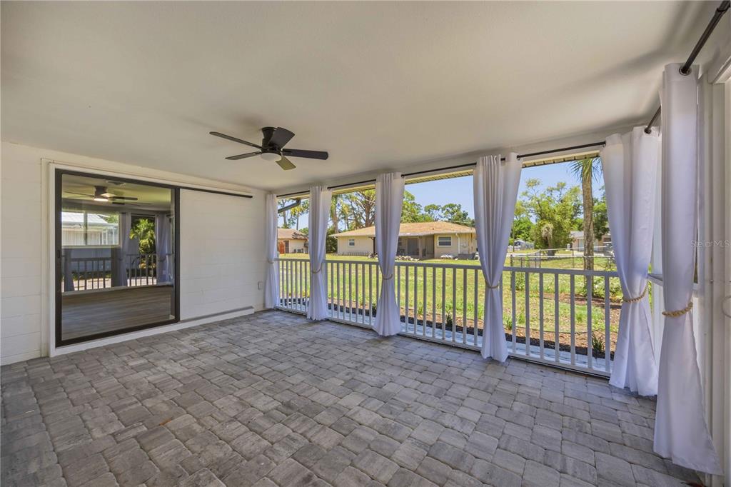 386 Cabana Road Venice, FL 34293 - Photo 38 of 56