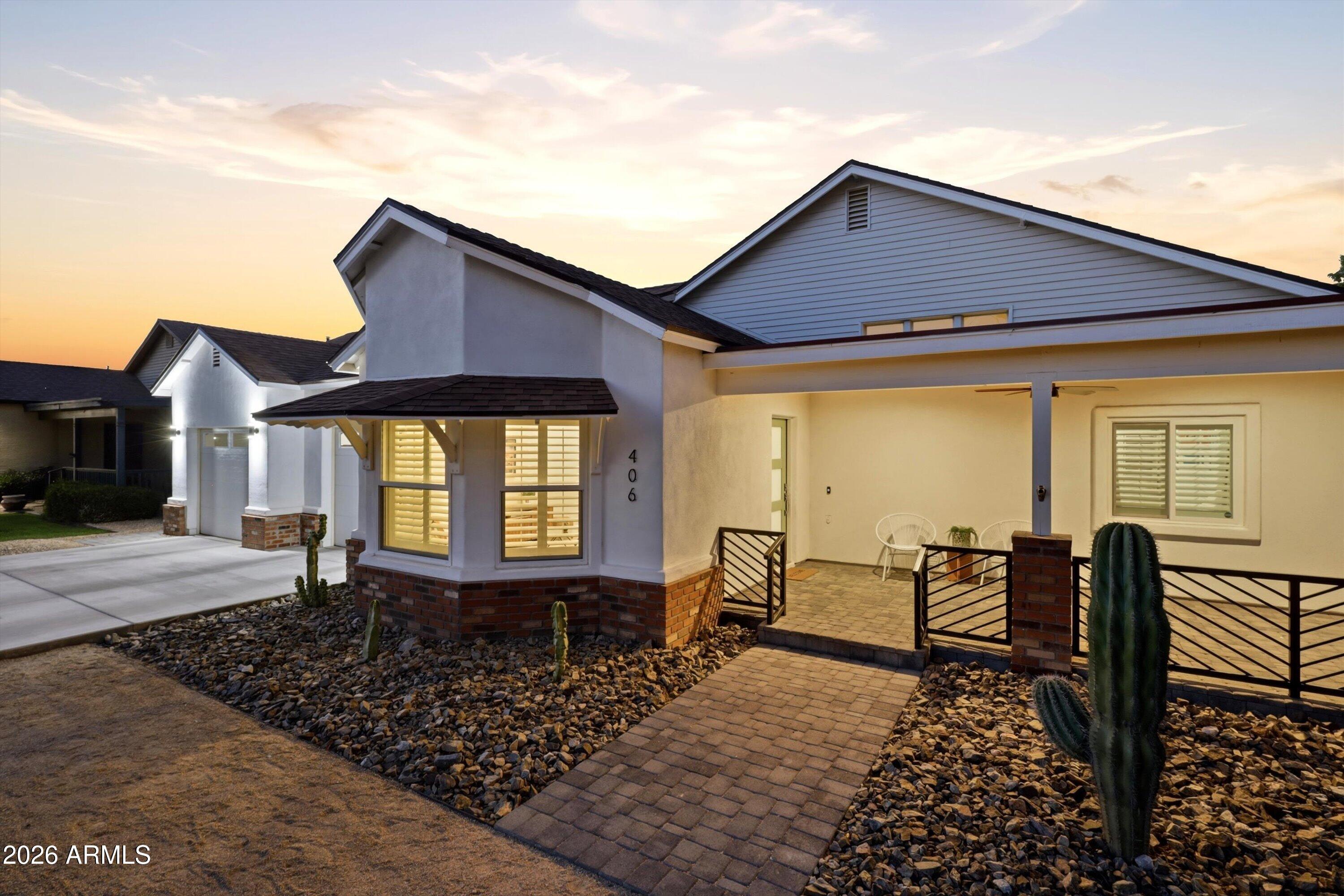 406 West Colter Street Phoenix, AZ 85013 - Photo 3 of 52 02-IMG_2799