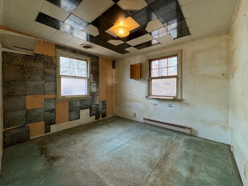 52 Harrison Avenue Auburn, MA 01501 - Photo 12 of 29