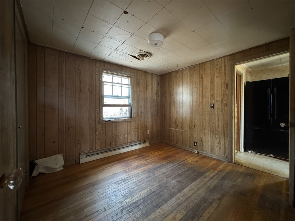 52 Harrison Avenue Auburn, MA 01501 - Photo 17 of 29