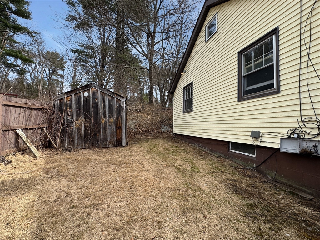 52 Harrison Avenue Auburn, MA 01501 - Photo 23 of 29