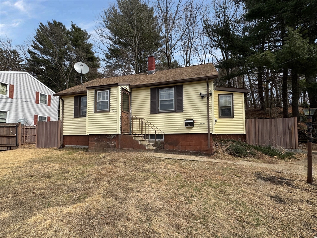 52 Harrison Avenue Auburn, MA 01501 - Photo 5 of 29