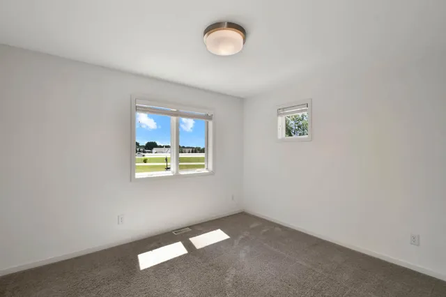 $4,000 | 154 Beaton Drive West, West Fargo, ND 58078