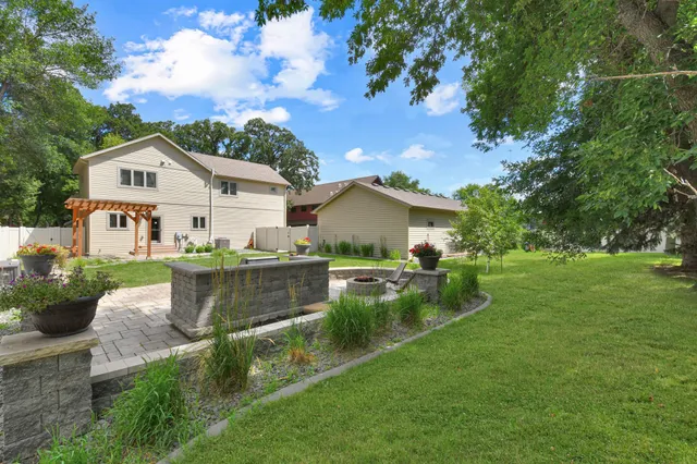 $4,000 | 154 Beaton Drive West, West Fargo, ND 58078