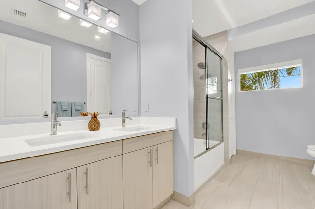 $1,175,000 | 120 Water Pointe Place, Unit 1, Jupiter, FL 33477