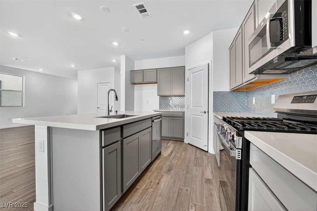 105 Tardando Avenue Henderson, NV 89015 - Photo 3 of 43 105 Tardando Avenue ~ Ready Now