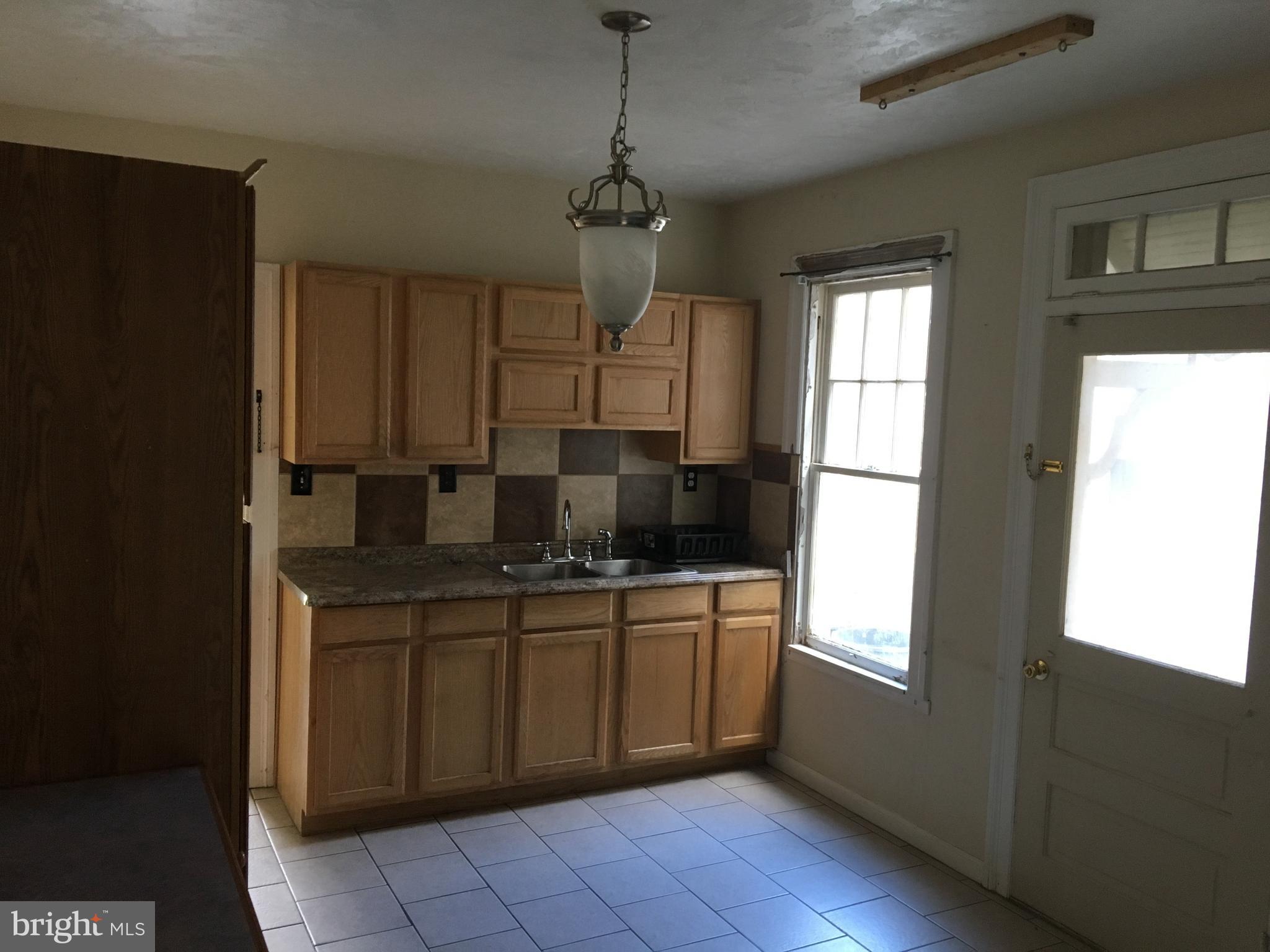 202-202.5 York Street Hanover, PA 17331 - Photo 3 of 4