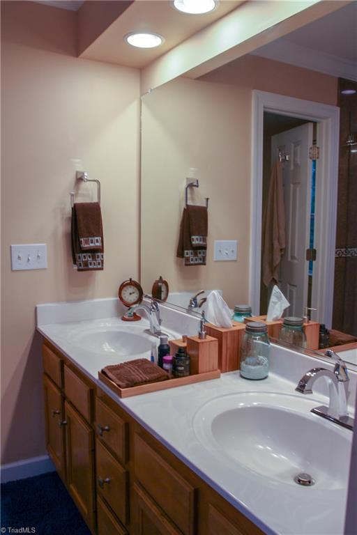 6733 Alley Road Summerfield, NC 27358 - Photo 11 of 30 Gallery Image 11