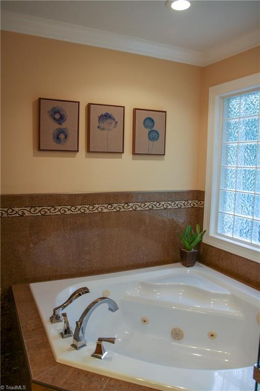 6733 Alley Road Summerfield, NC 27358 - Photo 12 of 30 Gallery Image 12