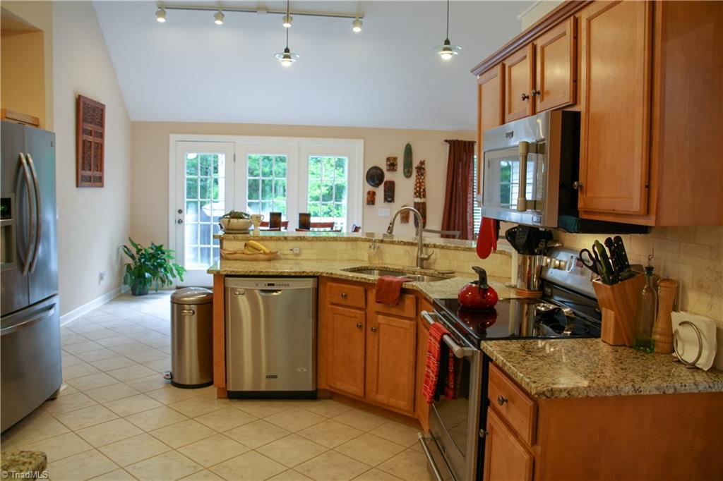 6733 Alley Road Summerfield, NC 27358 - Photo 13 of 30 Gallery Image 13