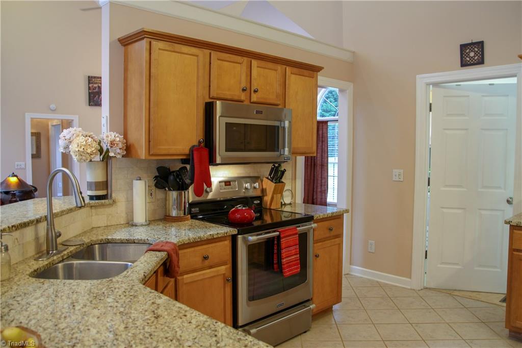 6733 Alley Road Summerfield, NC 27358 - Photo 15 of 30 Gallery Image 15