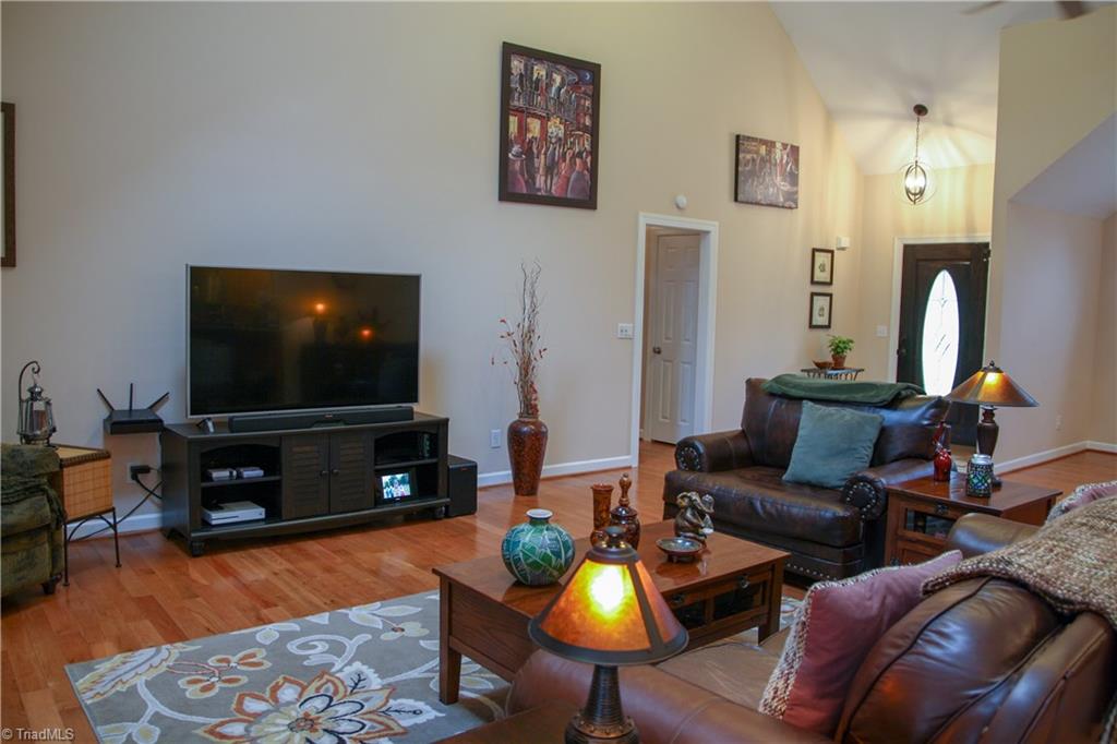 6733 Alley Road Summerfield, NC 27358 - Photo 3 of 30 Gallery Image 3