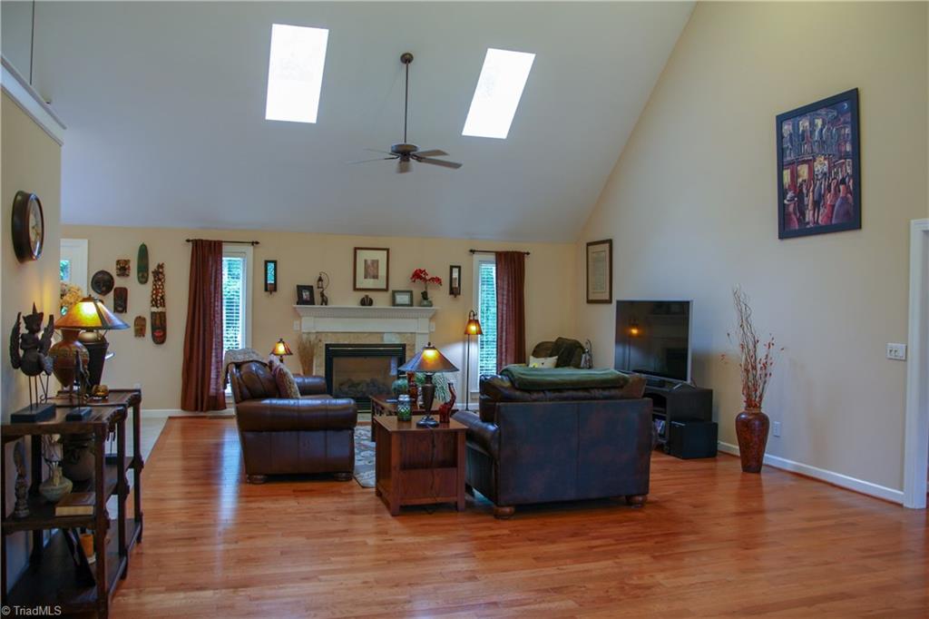 6733 Alley Road Summerfield, NC 27358 - Photo 4 of 30 Gallery Image 4