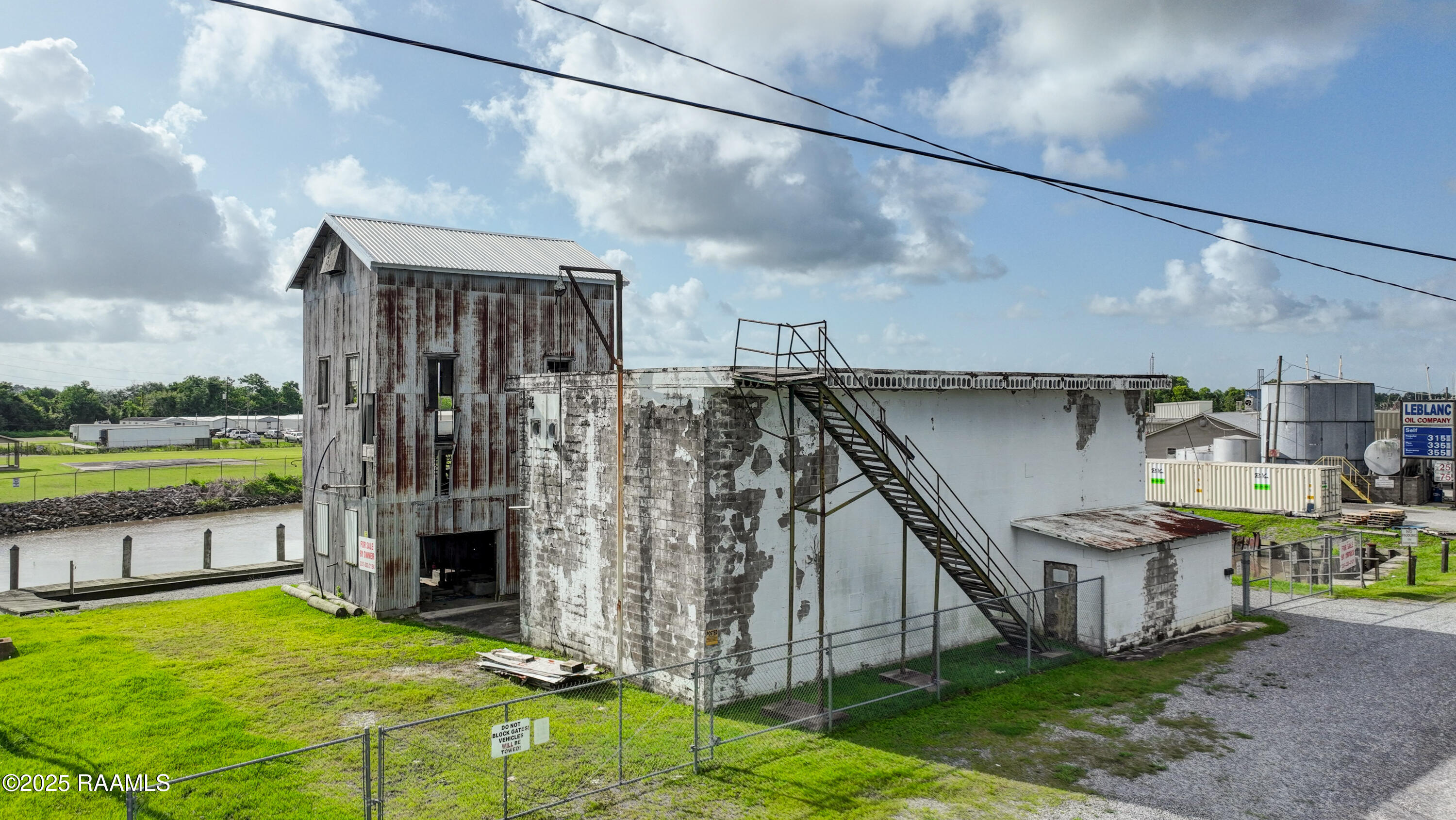 218 North Richard Street Delcambre, LA 70528 - Photo 15 of 18 Delcambre-12