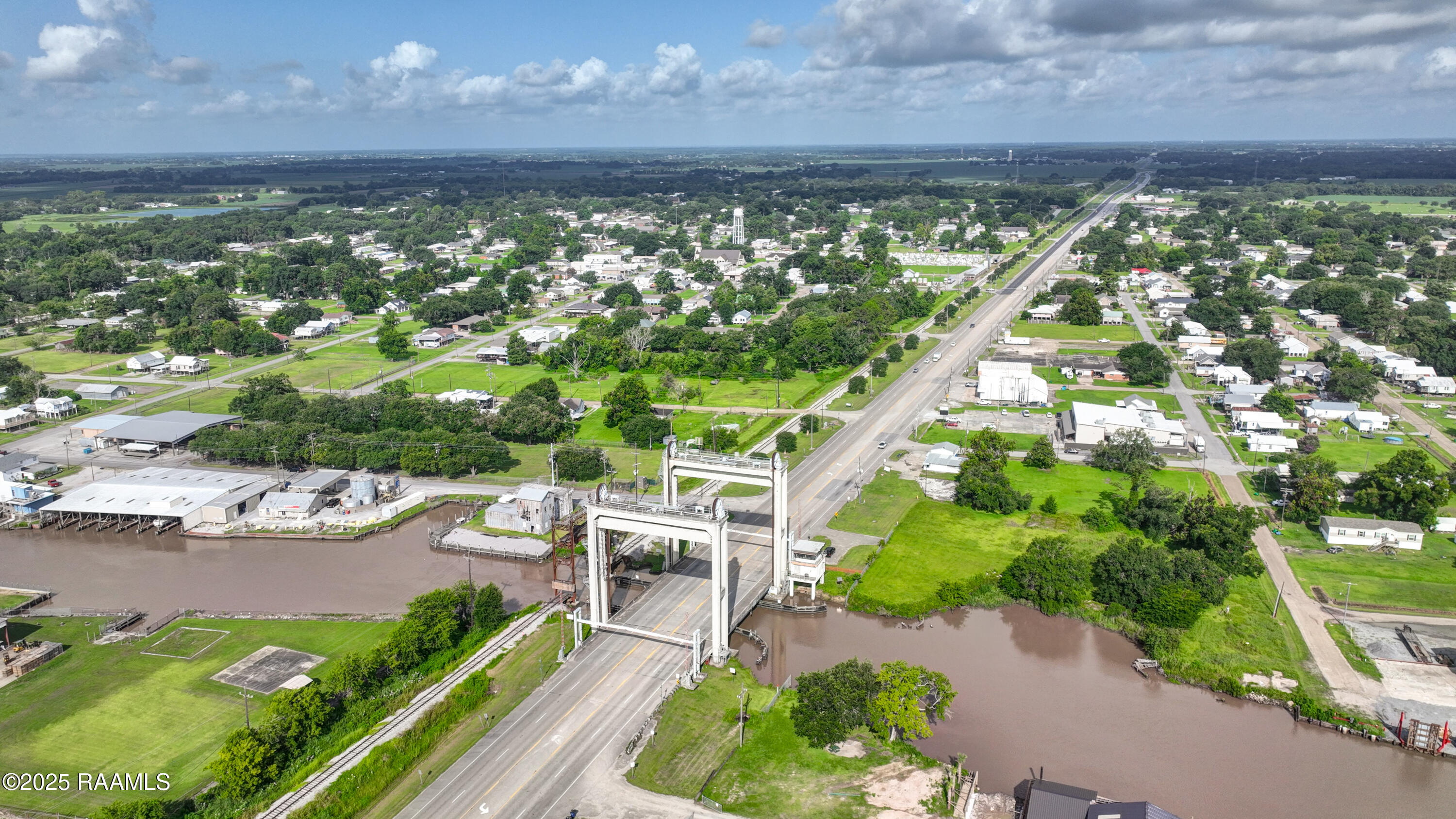 218 North Richard Street Delcambre, LA 70528 - Photo 7 of 18 Delcambre-4