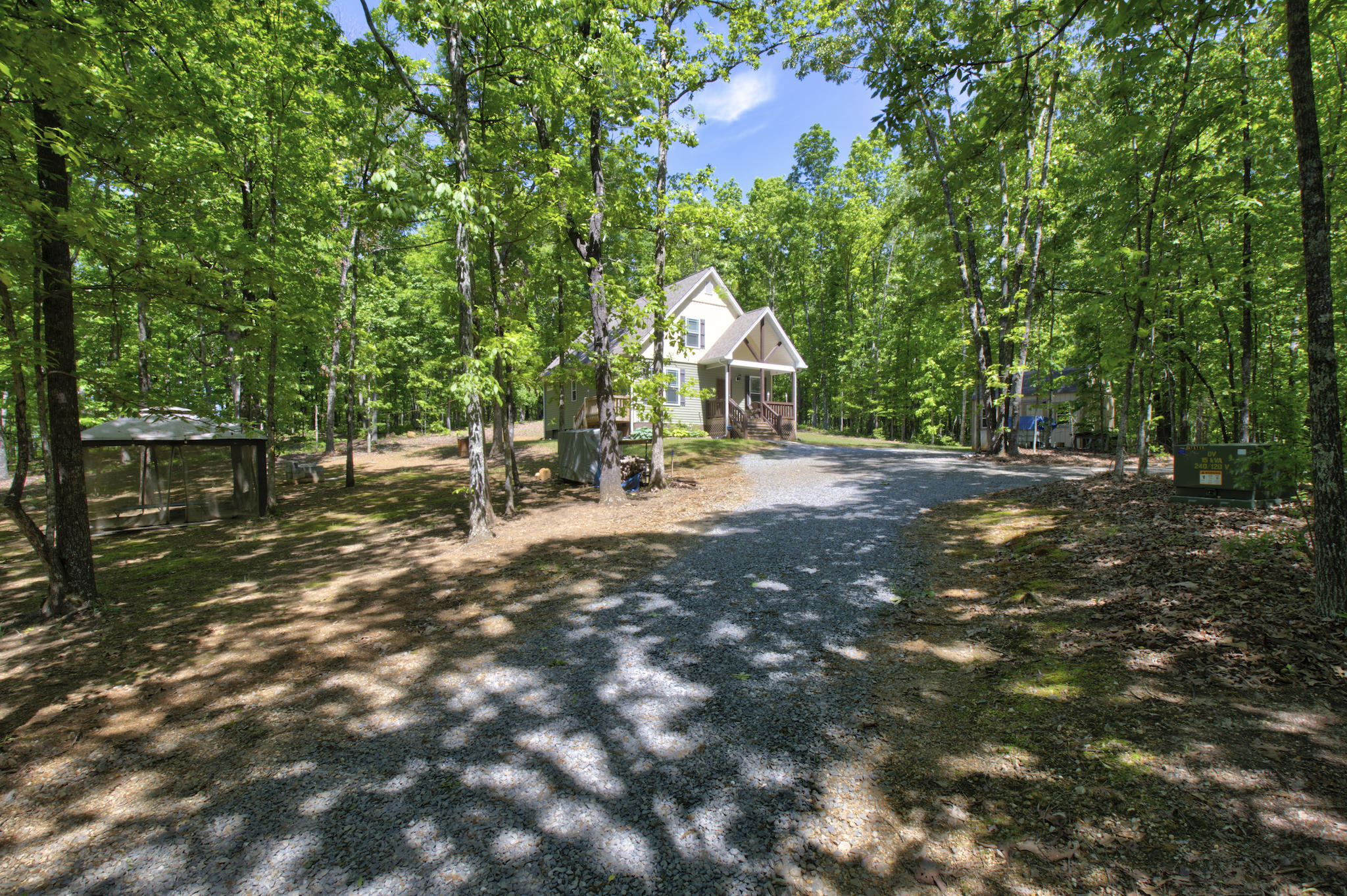 1200 Maple Grove Rd 1