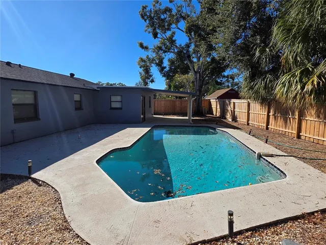 $3,000 | 7981 Smoketree Court, Largo, FL 33773