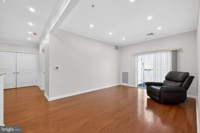 $2,400 | 1014 Creekside Drive, Brookhaven, PA 19015